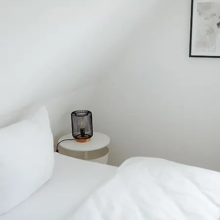 Bismarck 1884 B4 شقة *