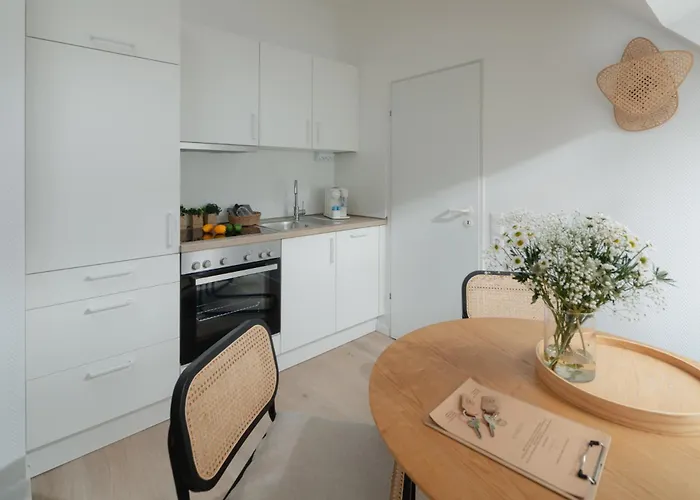 Apartment Bismarck 1884 B4 *